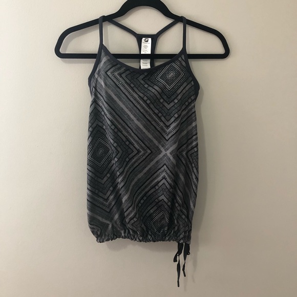 Fabletics Tops - Fabletics norwalk tank geometric print